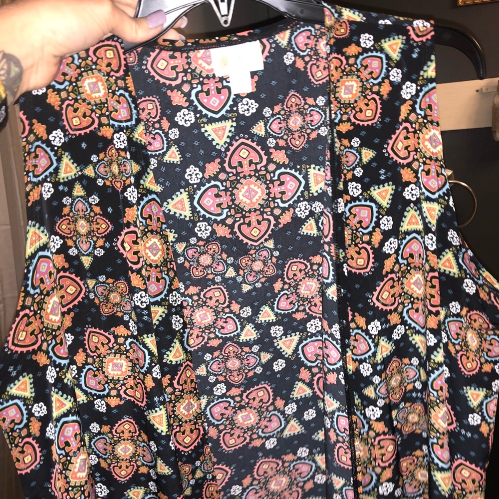 Medium lularoe joy